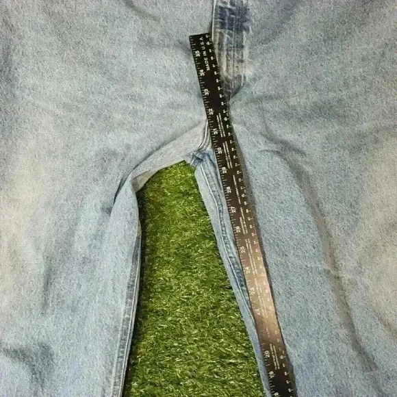 Carhartt Mens B17 Relaxed Tapered Jean 46x32 Classic Heavy Denim Rugged 4430 - Picture 6 of 10